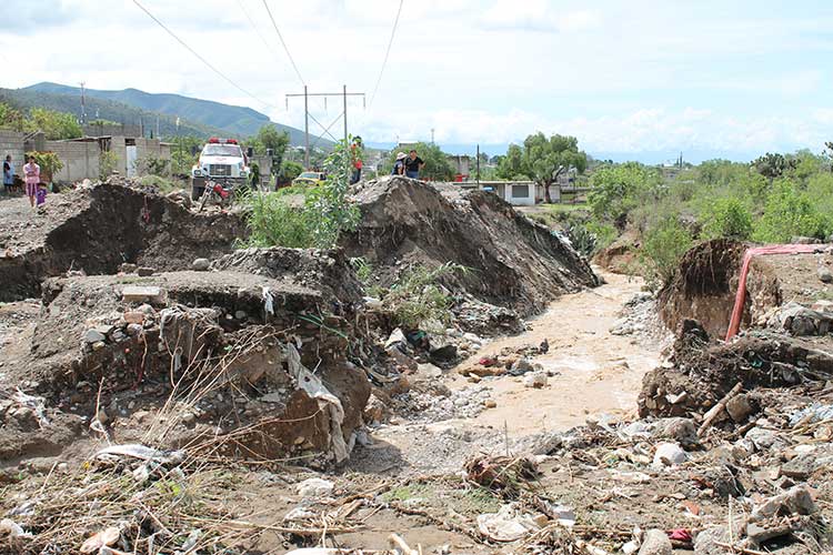 Colector pluvial y represas provocaron la barrancada en Tehuacán